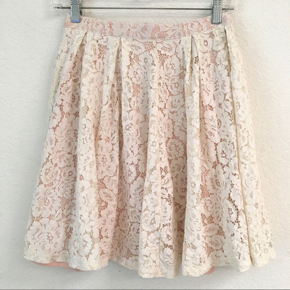 Y2K Forever 21 peach & lace overlay mini skirt XS‎